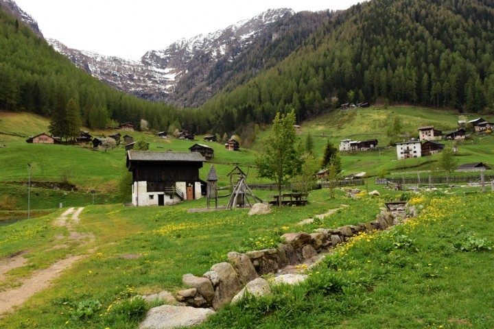 La valle di Valorz in un giorno grigio